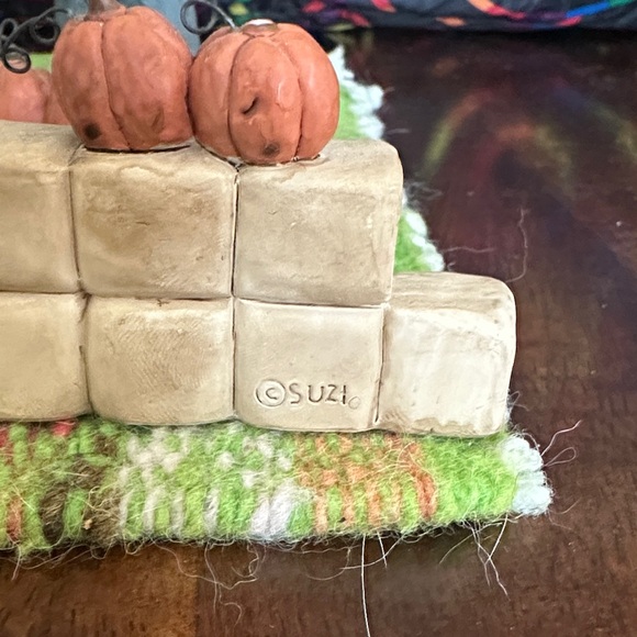 Pumpkin Patch Figurine Set - Picture 6 of 7